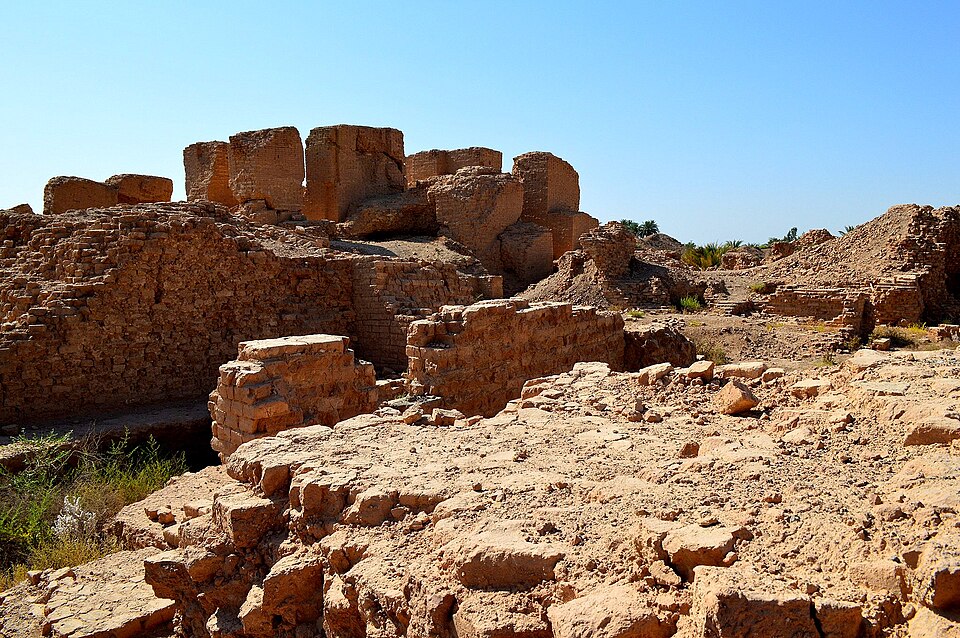 古代都市バビロンに残るネブカドネザル2世時代の遺跡