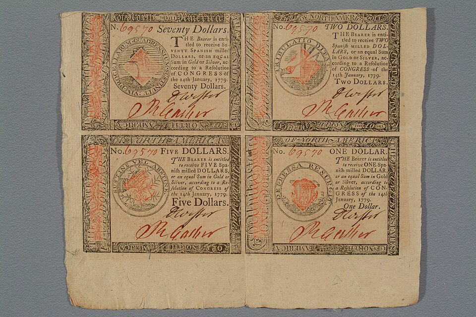 1779年に発行された金や銀との交換価値を示すアメリカの紙幣